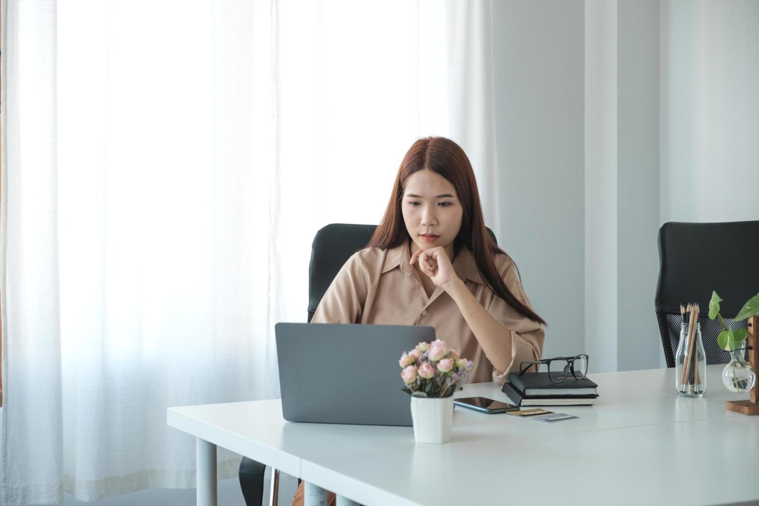 Detailed financial planning session with charts and performance metrics